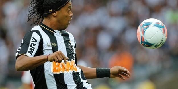 Söz Ronaldinho’da