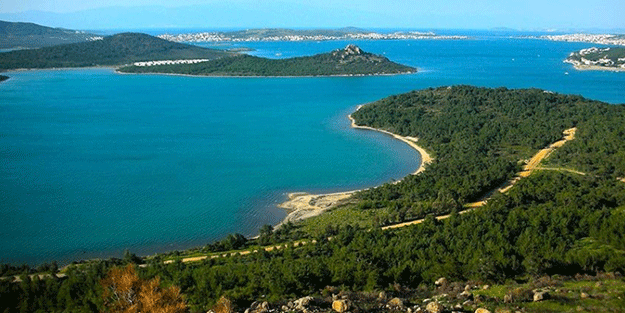 Sözcü gazetesi 'millet aç' haberlerini bıraktı! Şimdi 'Ayvalık'a turistler akın akın geliyor' diyorlar