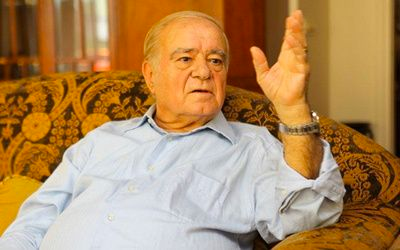 Sözcü yazarı, ısrarla kaşınıyor! Yine kendini rezil edeceksin değil mi?