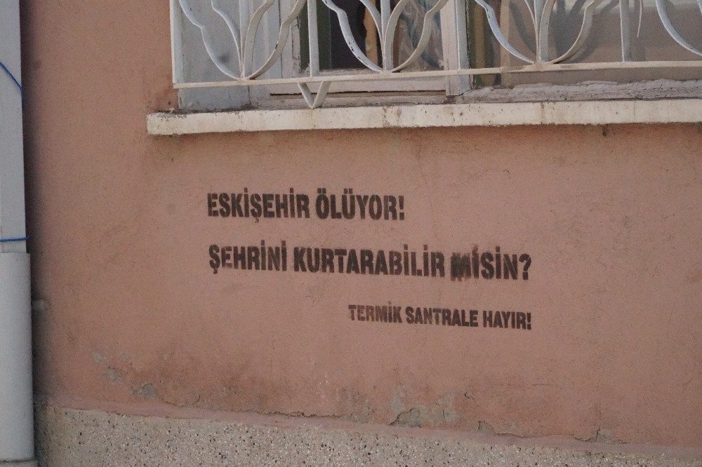 Sözde çevreciler uyarırken kirletti 