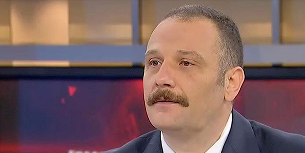 Sözde demokratlara bak! Sözcü yazarı, darbeci komutanı böyle aklamaya kalkıştı