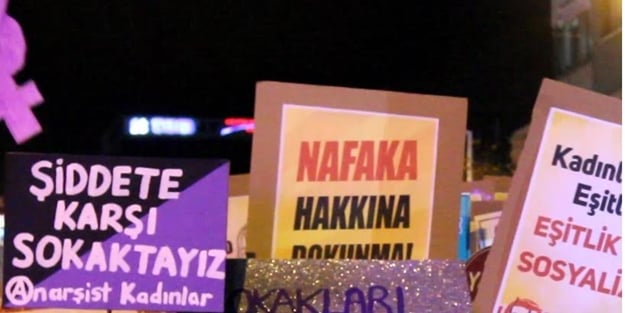 Sözde kadın savunucuları meydanlarda Akit'i hedef gösterdi!