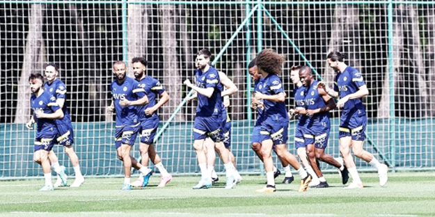 Sözleşme hayırlı olsun… Bu detay bilinmiyordu: Fenerbahçe bombayı patlattı!