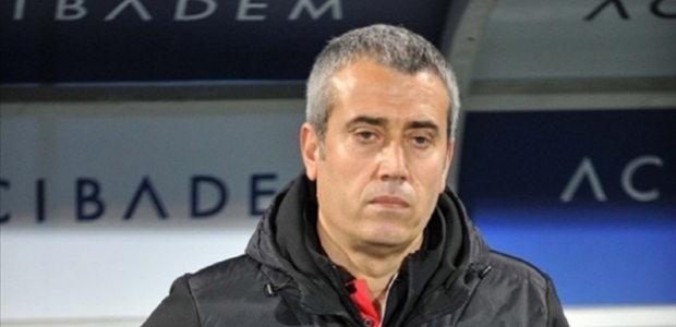 Sahaya çıkamadan ayrıldı