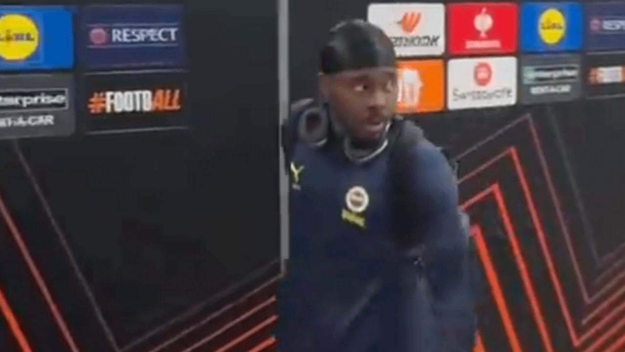 Sözleşme uzatacak mı? Osayi'nin açıklaması kafaları karıştırdı