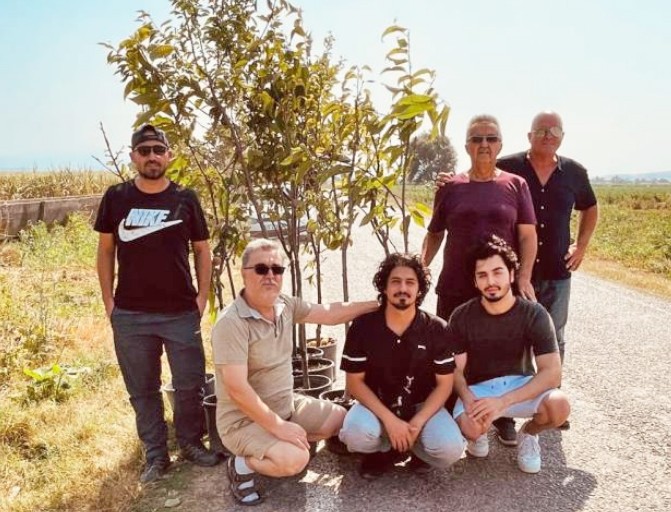 Sözünü tuttu, yaşı kadar ağaç dikti