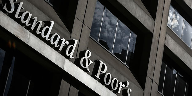 S&P Global, Fransa ve 3 ülkenin kredi notunu düşürdü!