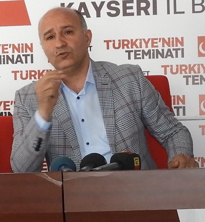 SP Melikgazi İlçe Başkanı Sinan Aktaş, 