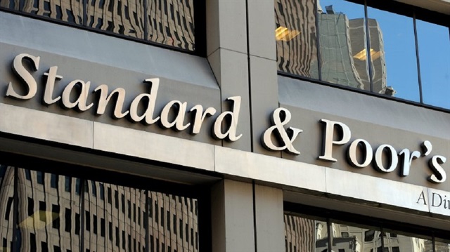 S&P Rusya'nın kredi not görünümünü 'pozitife' yükseltti
