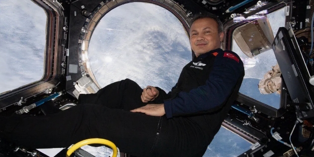 SpaceX, Alper Gezeravcı’nın dönüşünün 1 gün daha ertelendiğini açıkladı