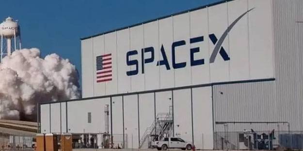 SpaceX uyduları fırtınaya yakalanarak düştü