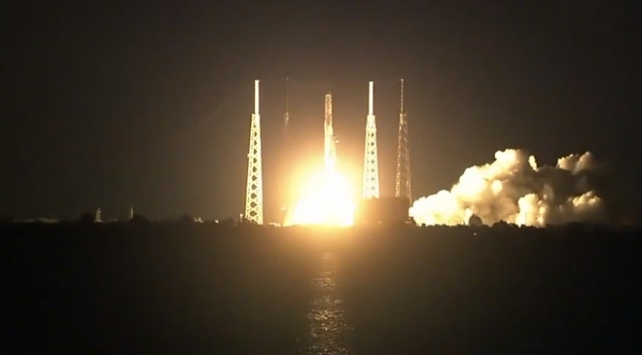 SpaceX uzaya yapay zekaya sahip robot fırlattı