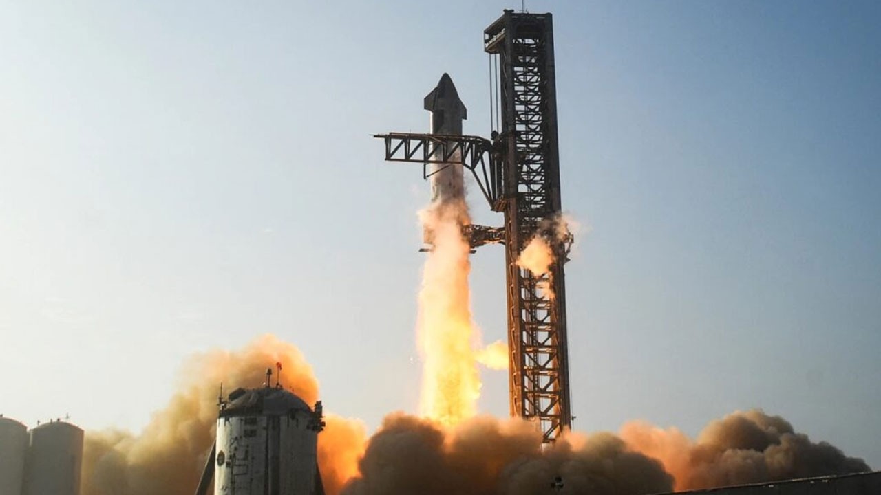 SpaceX'in Starship roketinden büyük başarı! Mars kapısı aralandı