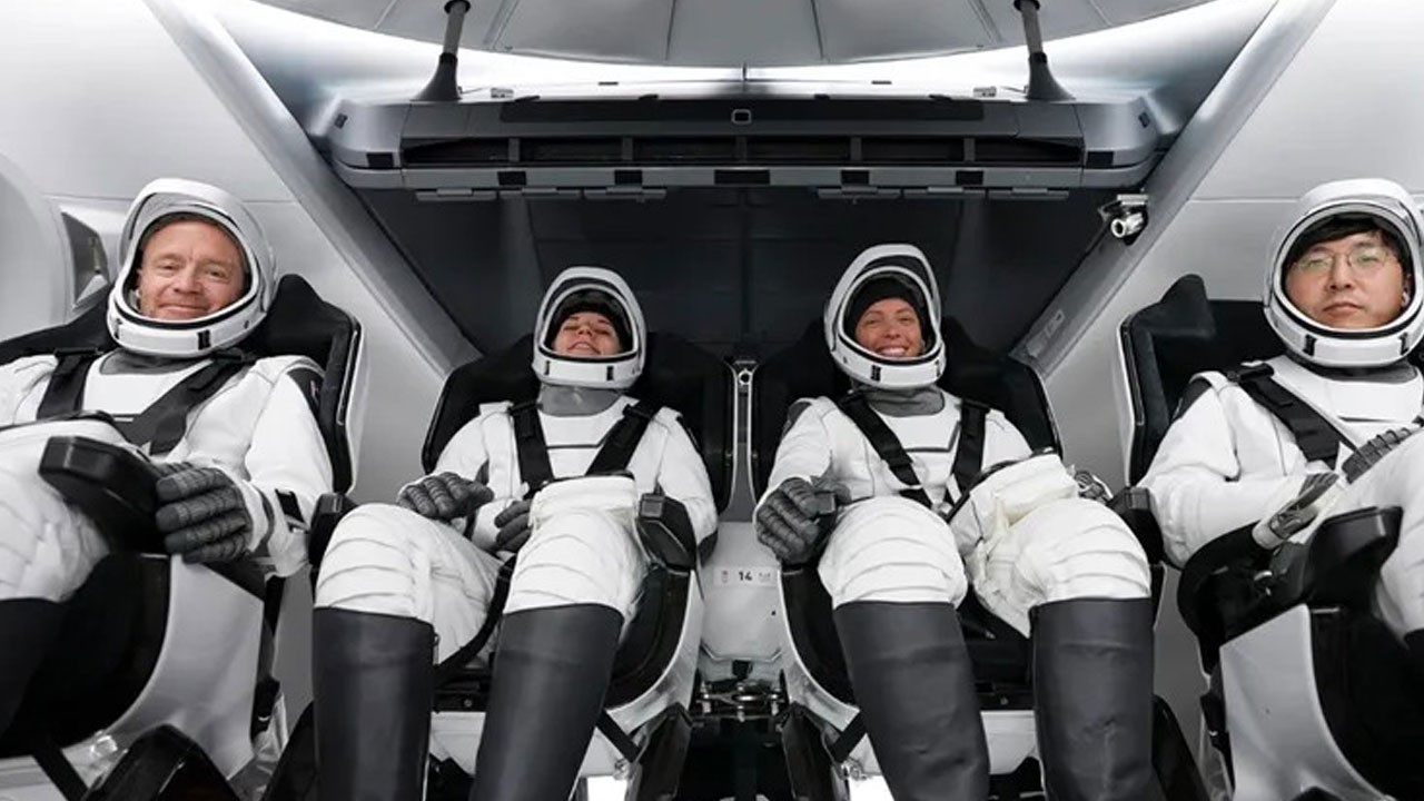 SpaceX’ten tarihi ilk: Kutup yörüngesine insanlı uçuş gerçekleşti!