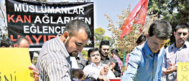 SP’den Mısır ve Suriye’de yaşanan katliama tepki