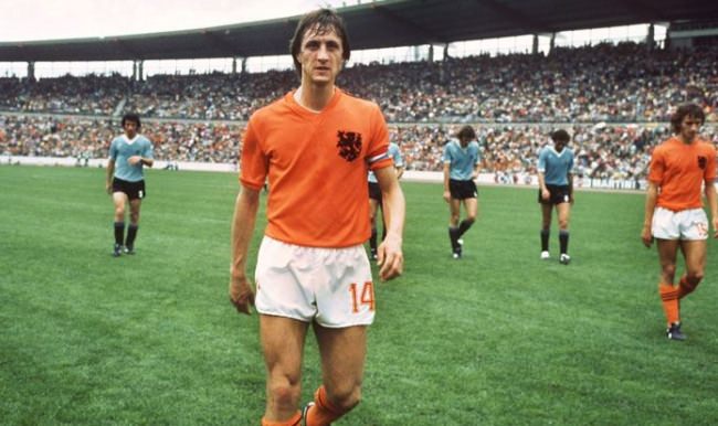 Spor basını manşetlerini Johan Cruyff'a ayırdı