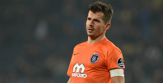 Spor camiasından ilginç öneri! 'Emre TFF Başkanı olsun'