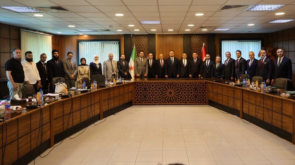 Spor diplomasisi! Bakan Yardımcısı Eminoğlu Şam'da