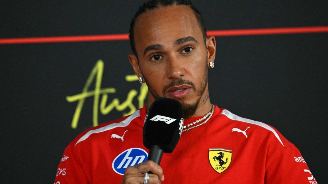 Spor dünyası işgalci İsrail’in farkında! F1 pilotu Hamilton’dan anlamlı çağrı