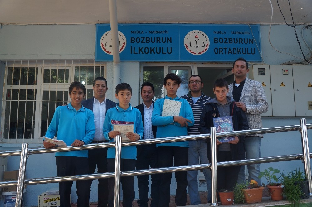 Spor kulübünden öğrencilere kitap yardımı 