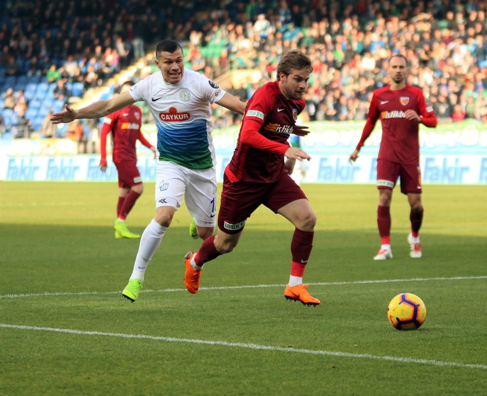 Spor Toto Lig: Çaykur Rizespor: 3 - İstiklal Mobilya Kayserispor: 0 (Maç sonucu) 