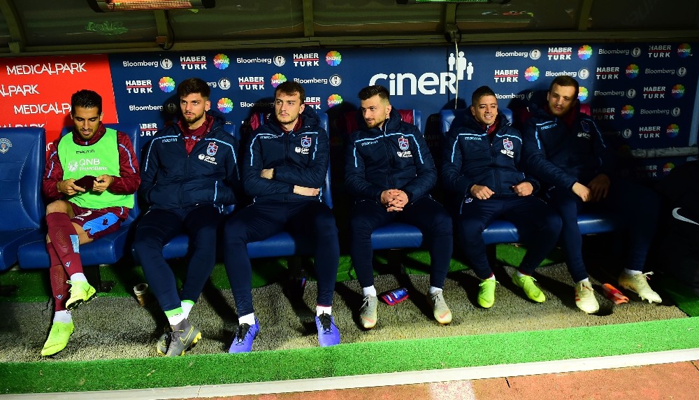 Spor Toto Süper Lig: Kasımpaşa: 0 - Trabzonspor: 0 (Maç devam ediyor)