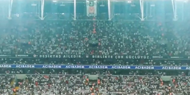 Spora siyaset bulaştı! Beşiktaş tribünlerinde 