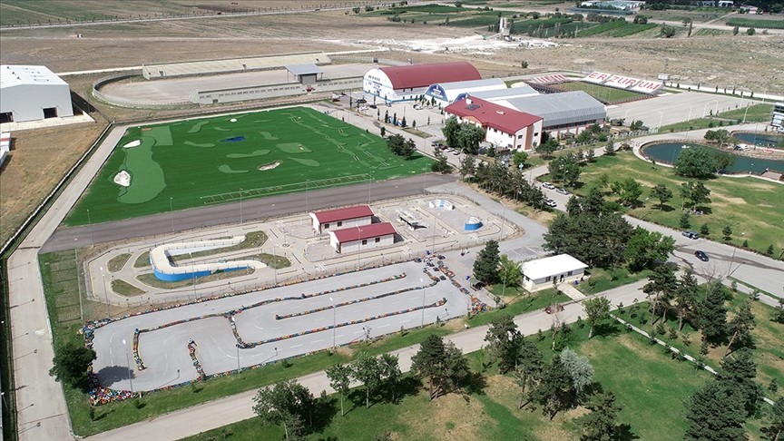 Sporcuların yazın güç depoladığı Erzurum, modern tesisleriyle takımları bekliyor