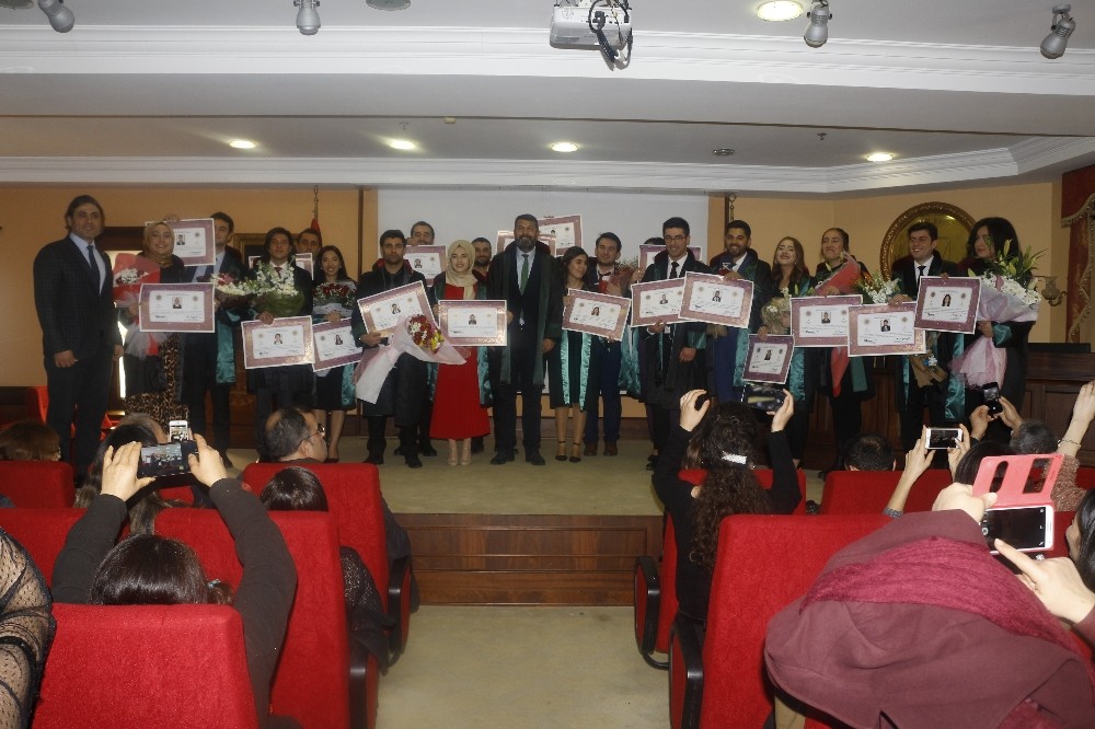 Stajyer avukatlar yemin ederek, mesleğe ilk adımlarını attı 