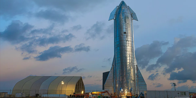 Starship iniş sırasında infilak etti