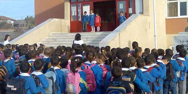 STK’lar, Danıştay’da 4’e karşı 1 oyla çıkan sonucu böyle yorumladı: Andımız kararı siyasi fitne