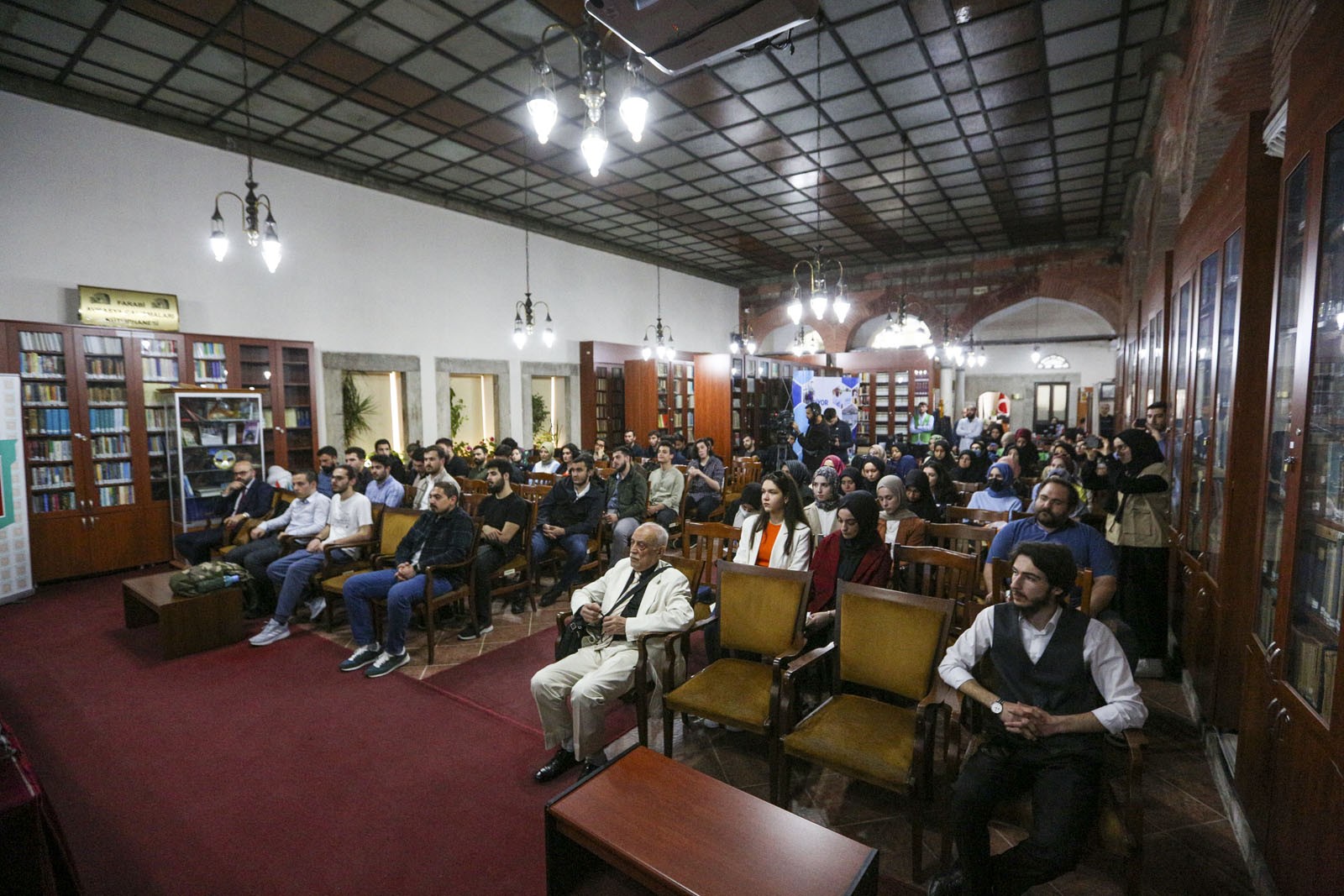 STK’lar Filistin ve Mavi Marmara konulu panel düzenledi