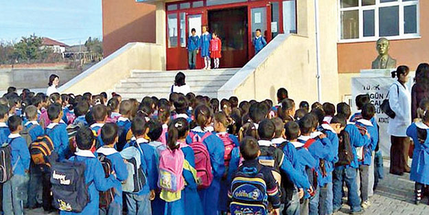 STK’lar: Karar tam bir hukuk garabeti