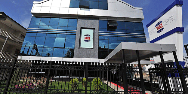 Stratejik Düşünce Enstitüsü'nden önemli buluşma! 'Yeni Yüzyılda Yeni Eğitim Modeli'