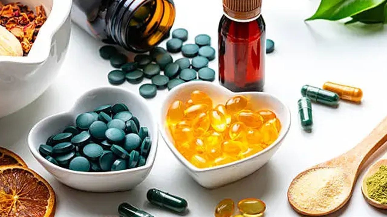 Su bazlı vitaminlerde (C, B grubu) ne zaman alınmalı: Aman dikkat birden almayın, doğru demeyin!