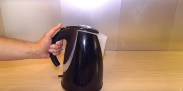 Su kaynatıcısının kirecini böyle söküp atın