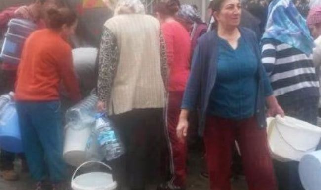 Su kesintisi vatandaşları isyan ettirdi