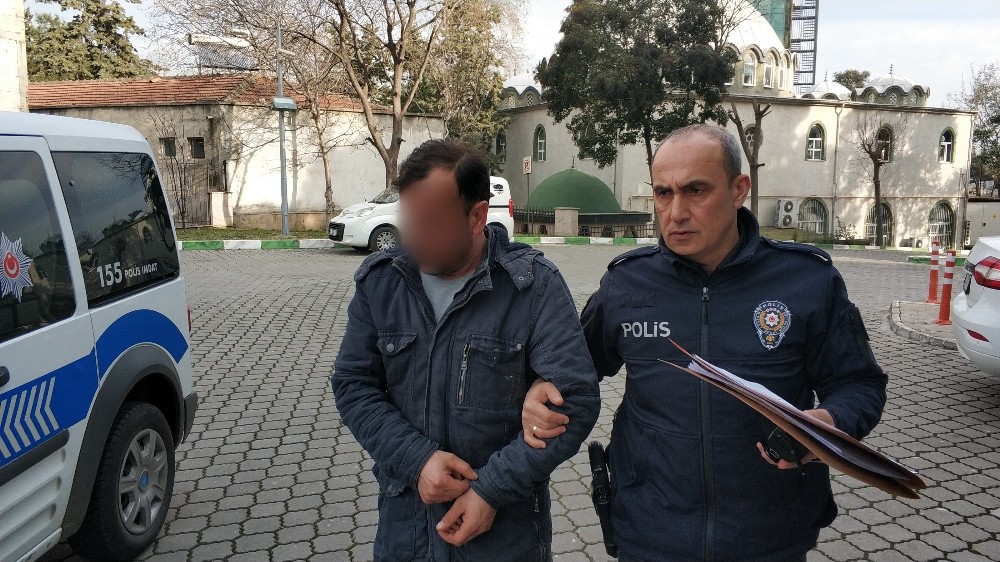 Su tesisatçısı apartmanın su pompasını çaldı 
