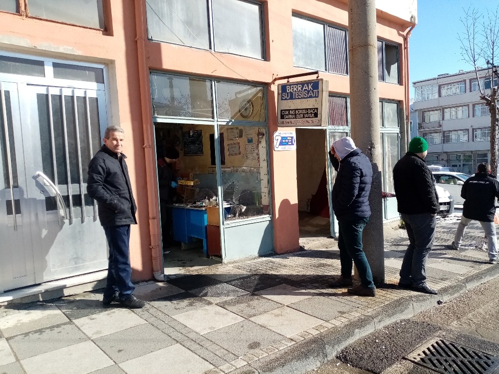 Su tesisatçısında 20 bin liralık soygun 