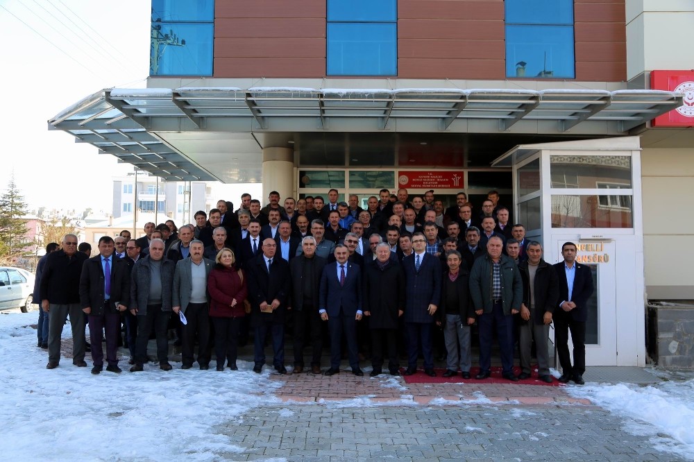 Şubat ayı muhtarlar toplantısı yapıldı 