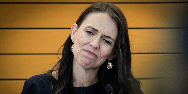 Şubatta görevinden ayrılacağını açıkladı: Artık bu işin hakkını verebilecek kadar yeterli değilim