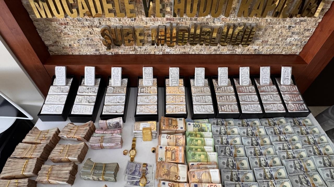 Suç gelirlerini altın şirketi üzerinden aklıyorlardı! 6 şüpheli yakalandı