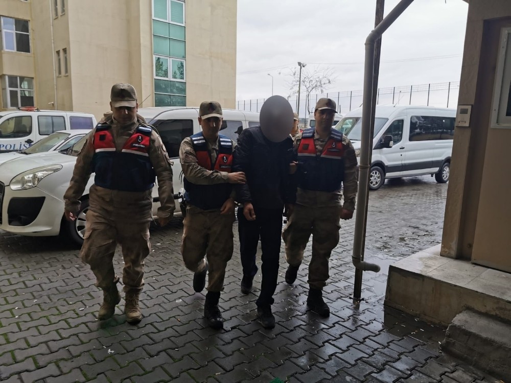 Suç makinesi jandarmanın dikkati sayesinde yakalandı 