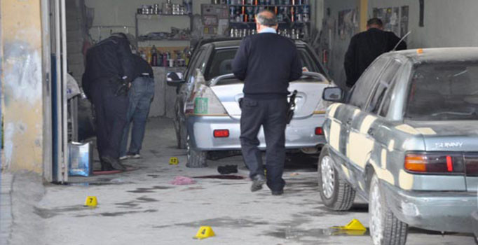 Suç makinesi Kalaşnikofla ateş saçtı: 1 ölü, 1 yaralı