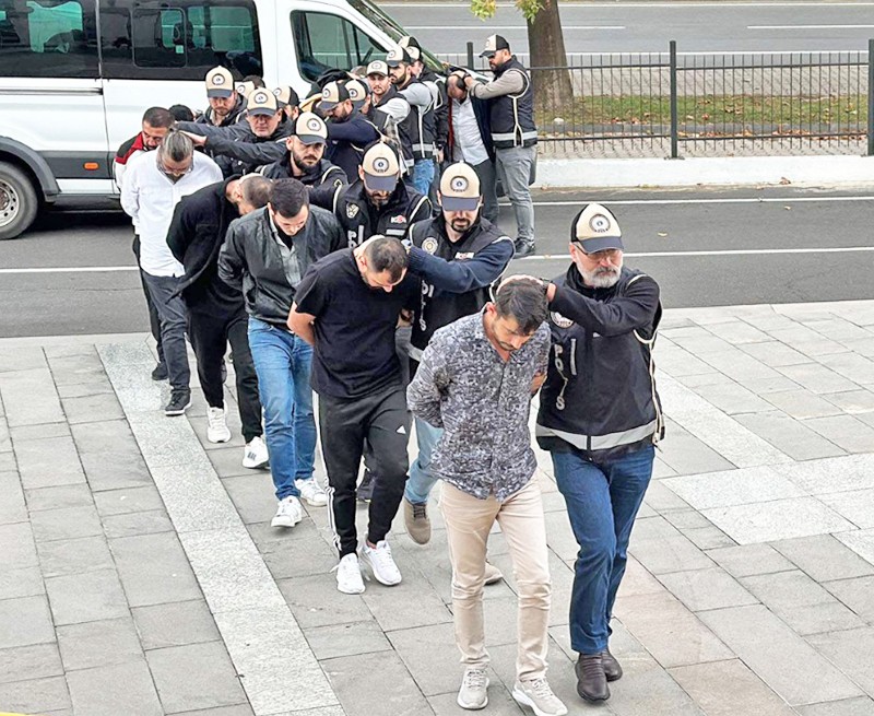 Suç örgütlerine operasyonlar tam gaz: Bulutlar Çetesi 'Kafes'e girdi
