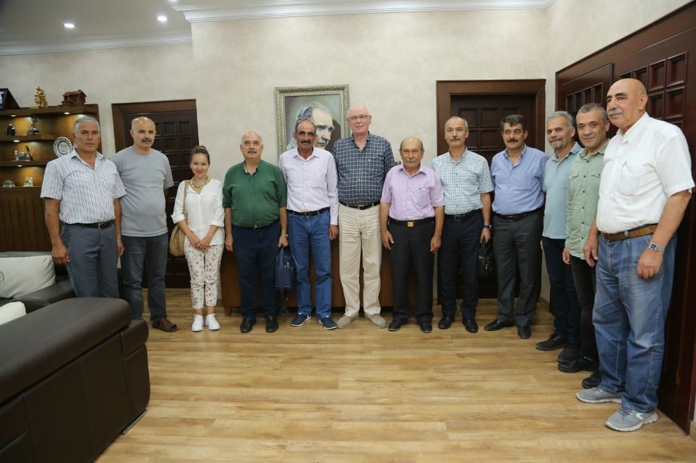 Sücaaddin Veli Derneği’nden Kazım Kurt’a hayırlı olsun ziyareti 