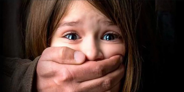 Sucudan sonra bu kez sapık bakkal skandalı!