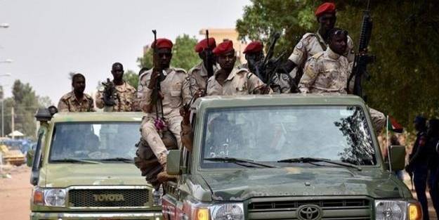 Sudan'da darbe yapan cuntacılara şok!