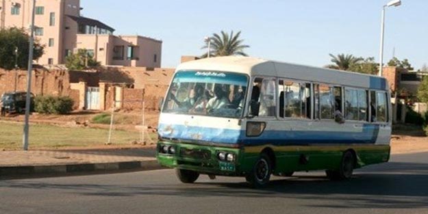 Sudan'da facia! Devrilen otobüste 14 kişi hayatını kaybetti