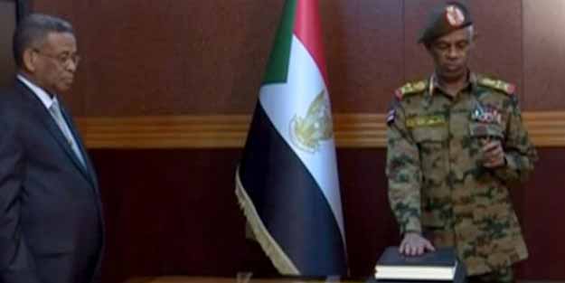 Sudan'da flaş gelişme! Yemin ederek göreve başladı